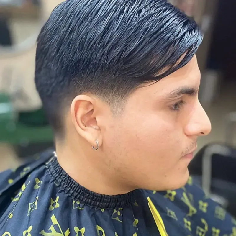 Corte de cabello y rasurado profesional
